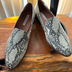 COPY - Chelsea & Violet